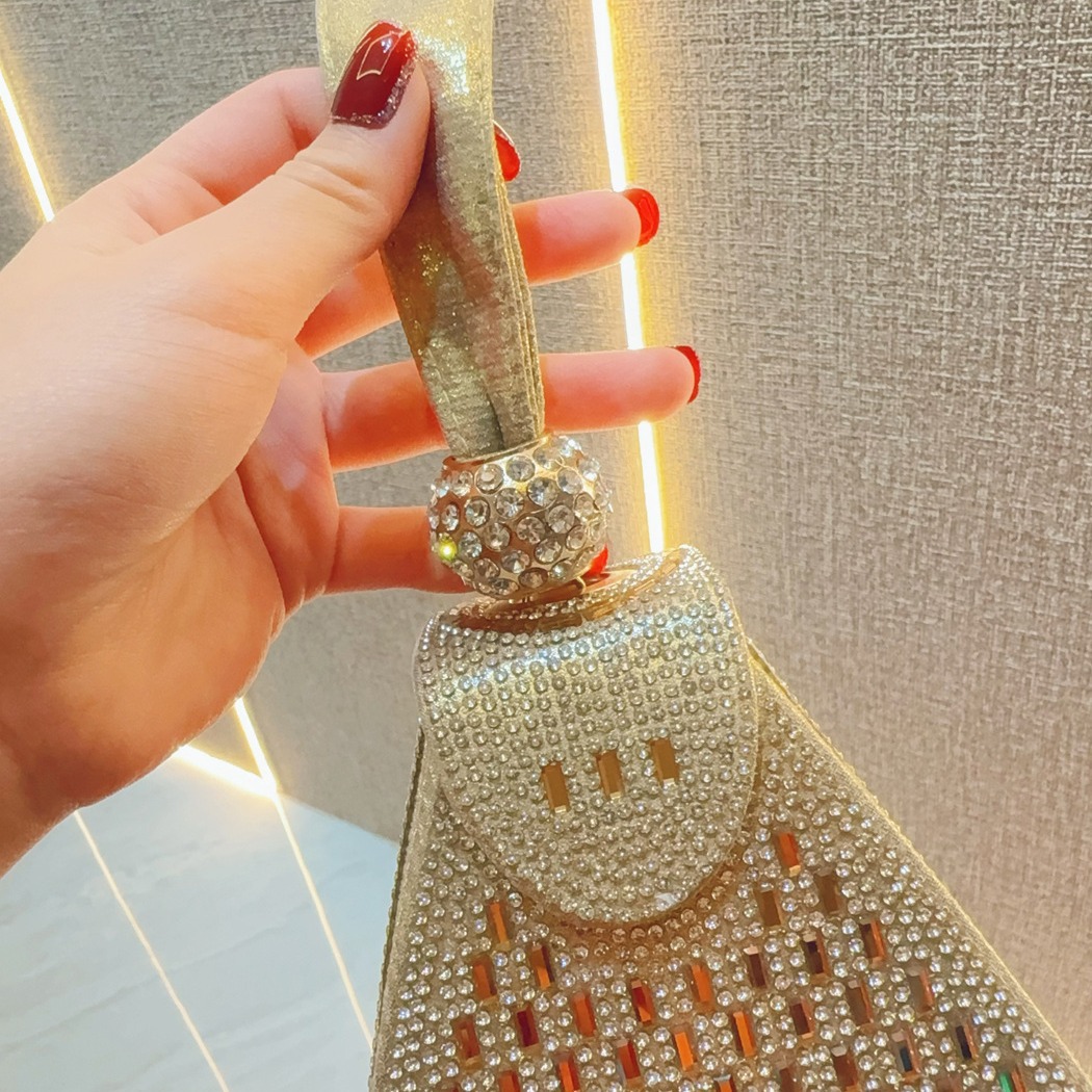 Rhinestones Luxury Evening Bag - Luxury Bags Brand Pyramid recensione e prezzo