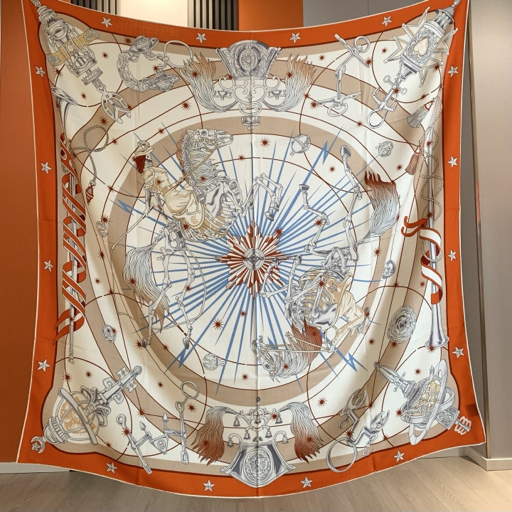 Luxury Brand Scarf Large Silk  - Luxury Bags Supplier recensione e prezzo