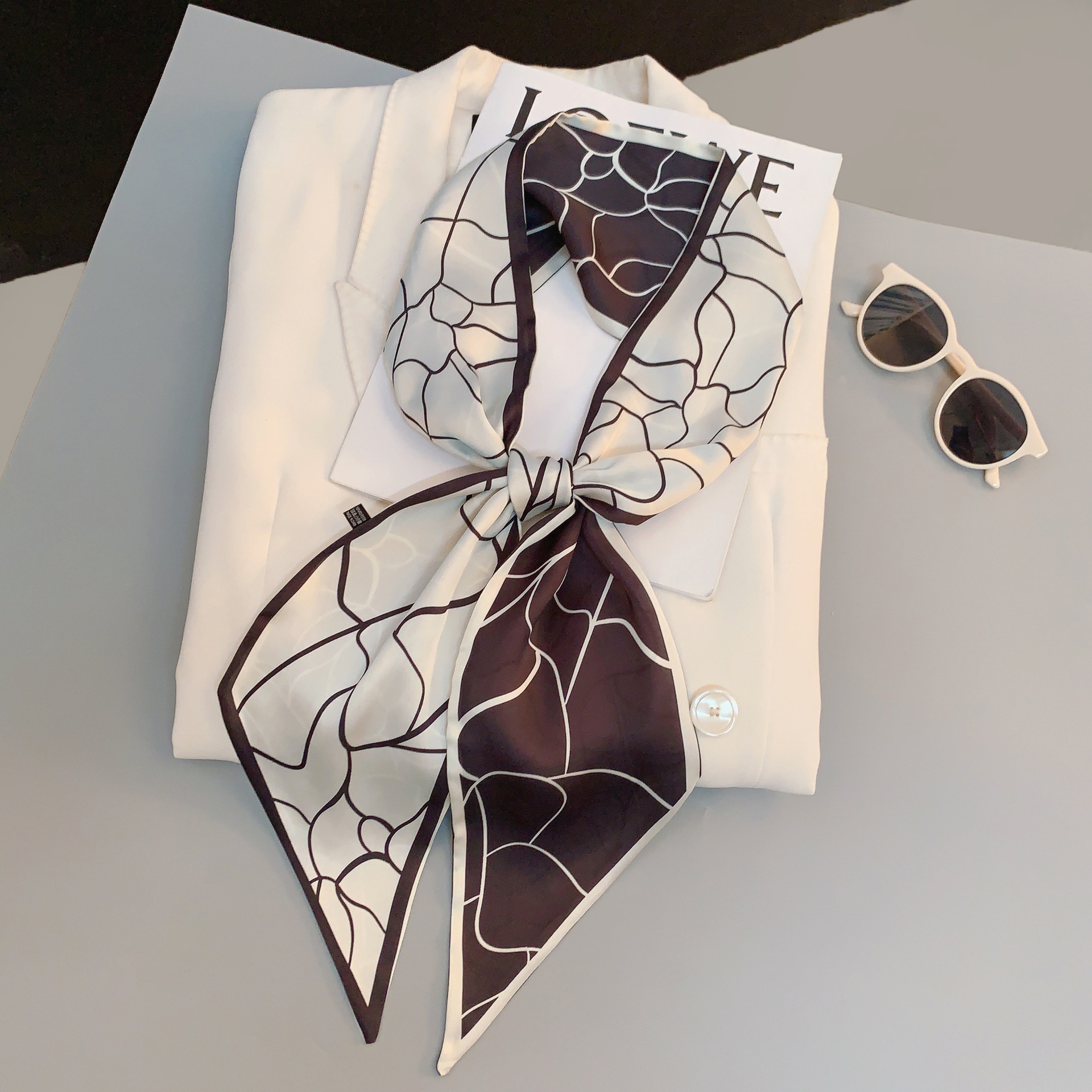 Luxury Design Silk Skinny Head - Luxury Bags Brand recensione e prezzo