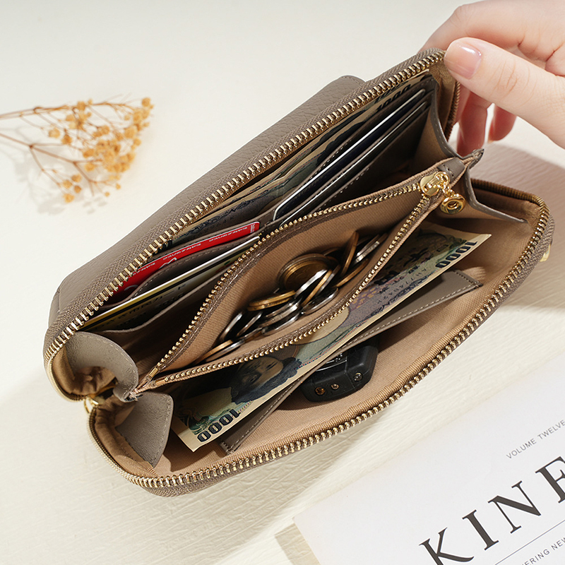 Genuine Leather Large Capacity - Luxury Bags Names recensione e prezzo
