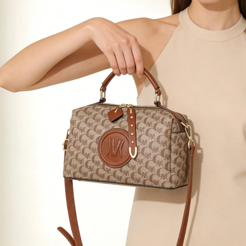 Boston bag, pillow bag, women' - Luxury Bags & Leather Repair Of Atlanta recensione e prezzo